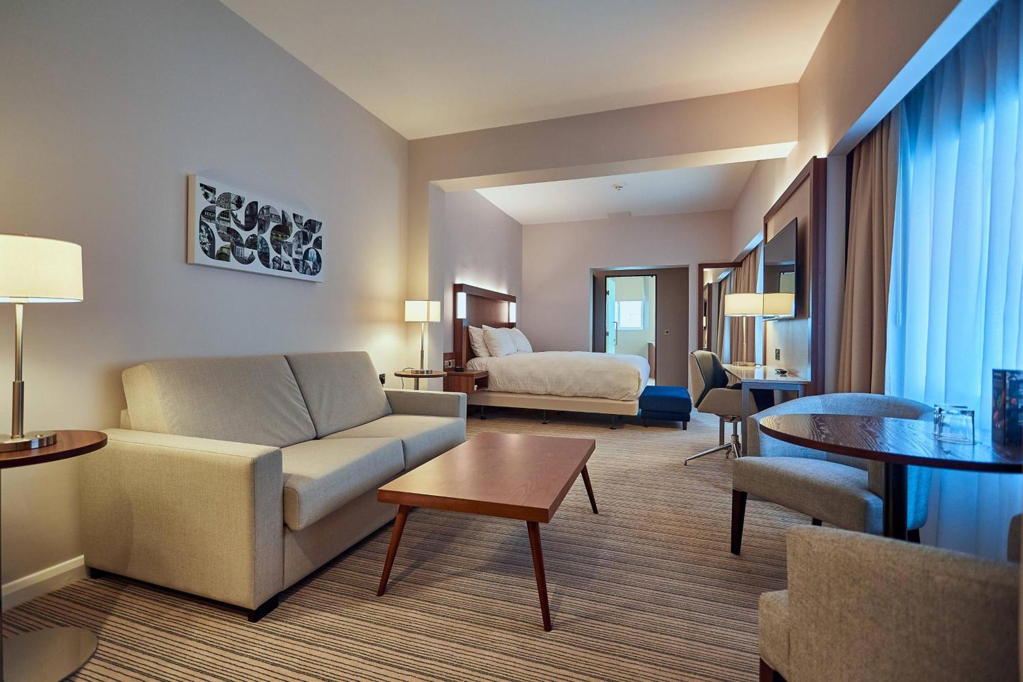 Courtyard By Marriott Centre Hotel 4*