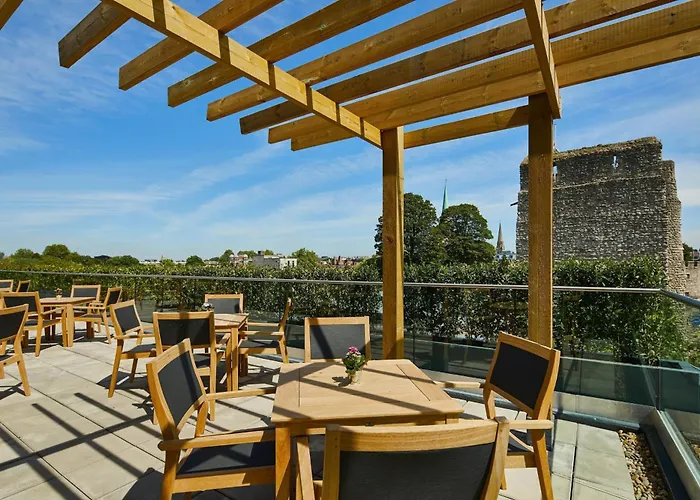 Courtyard By Marriott Oxford City Centre